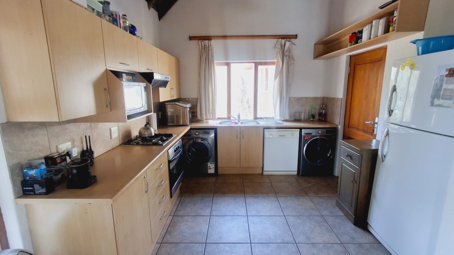 4 Bedroom Property for Sale in Boschenvaal River Front Lodges Free State